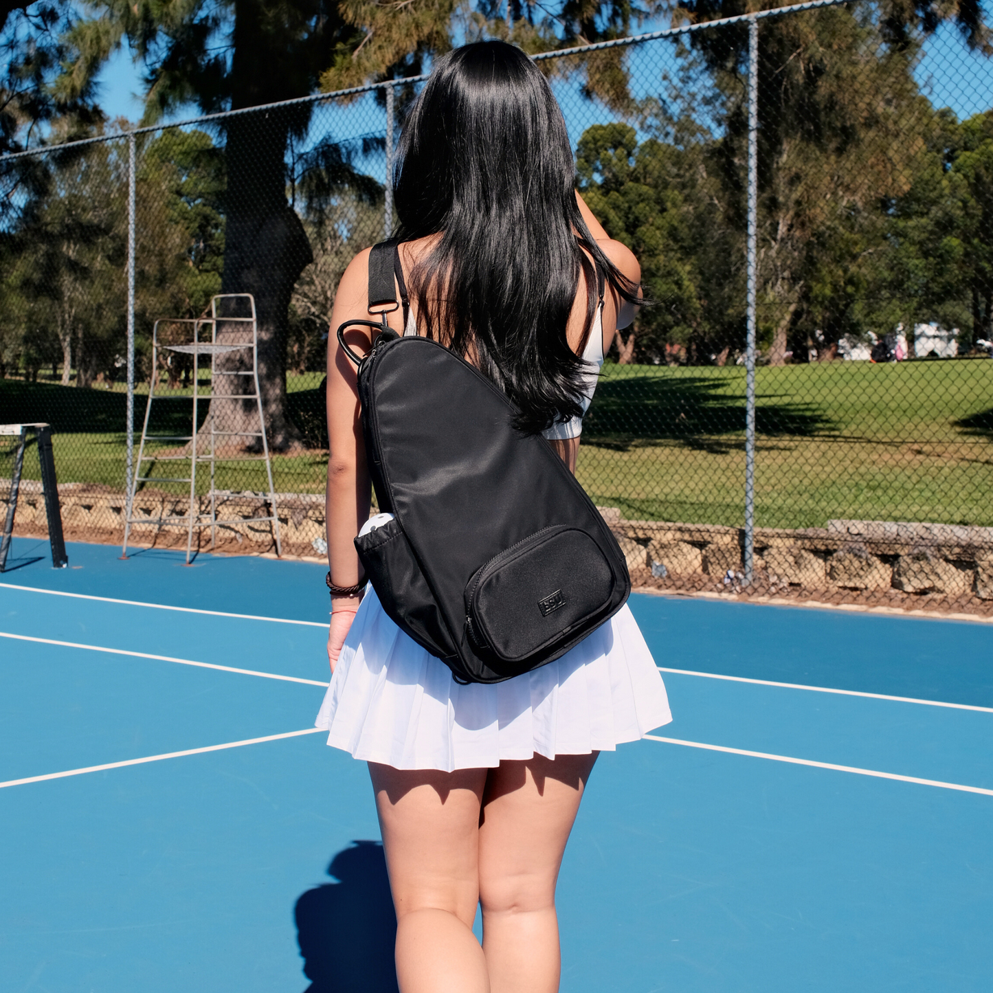 The Motto Pickleball Bag - Carbon Black