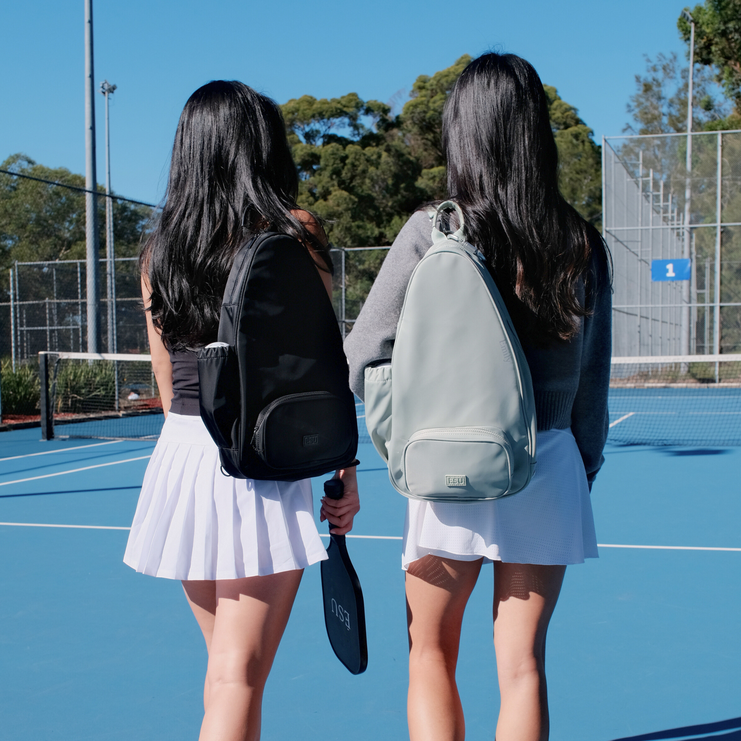 The Motto Pickleball Bag - Carbon Black